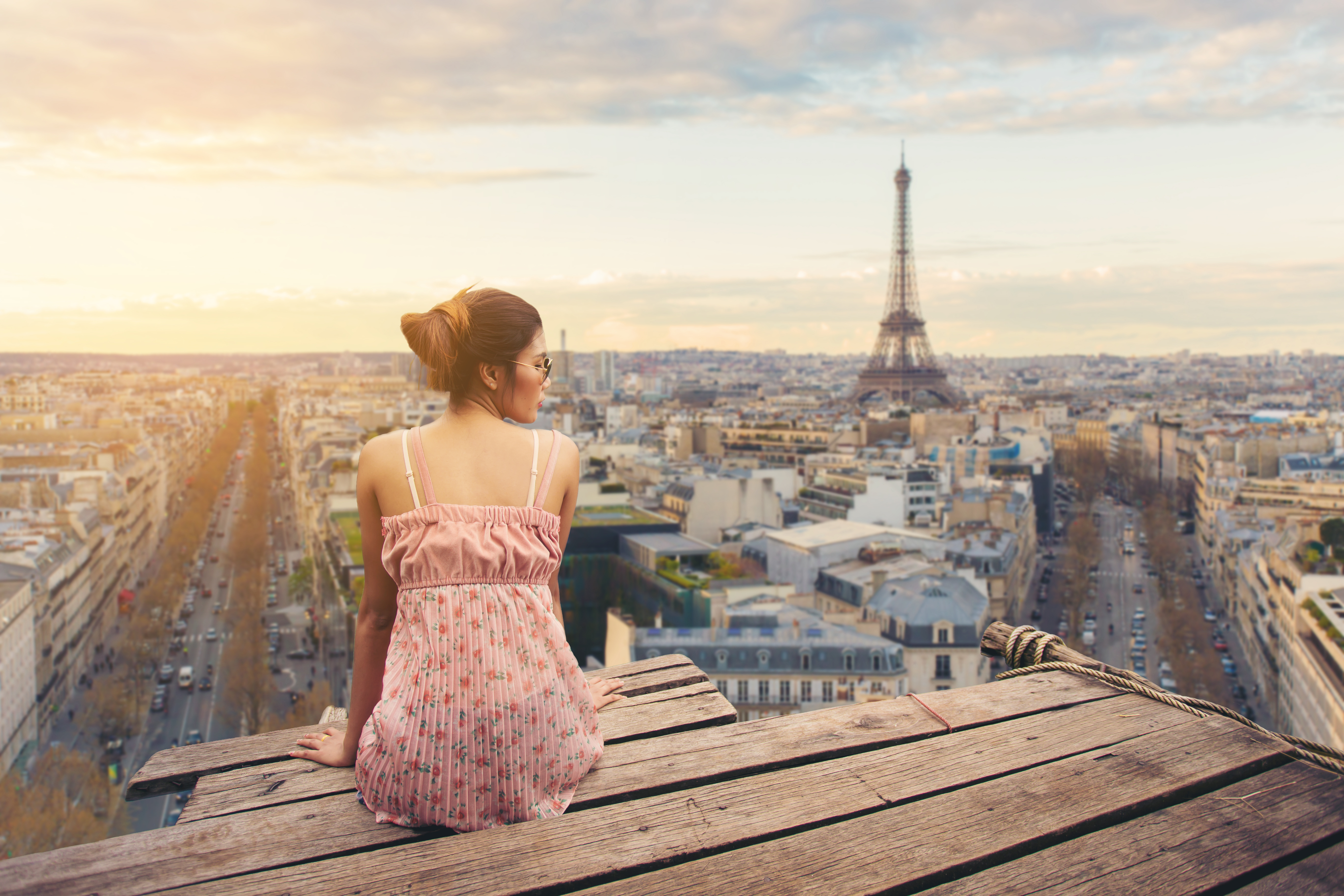 10 Amazing Places in Paris For Solo Travelers
