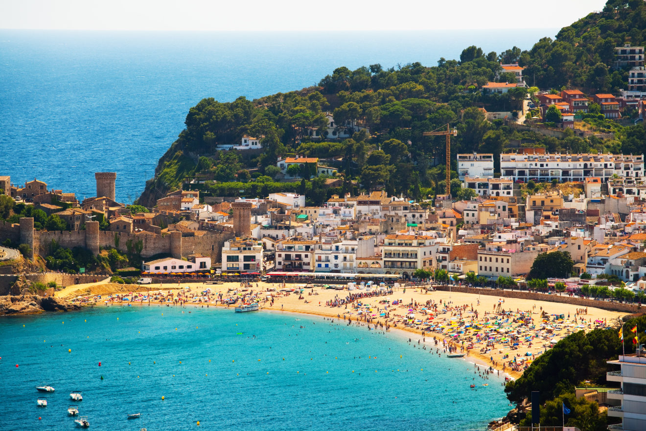 Costa Brava: The Best Beach For Every Traveler – Couchsurfing Blog